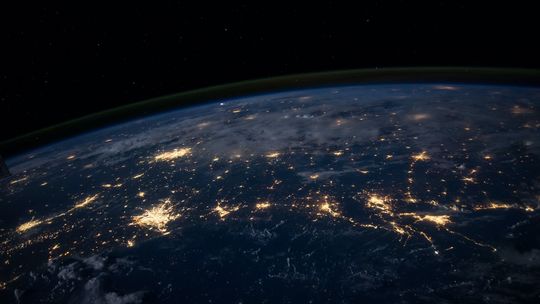 Astronomowie potwierdzają istnienie tajemniczej planety z dalekiej galaktyki!